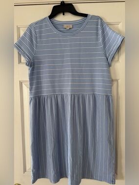 LOFT Light Blue and White Striped Casual midi Short Sleeve Dress Fourth of July